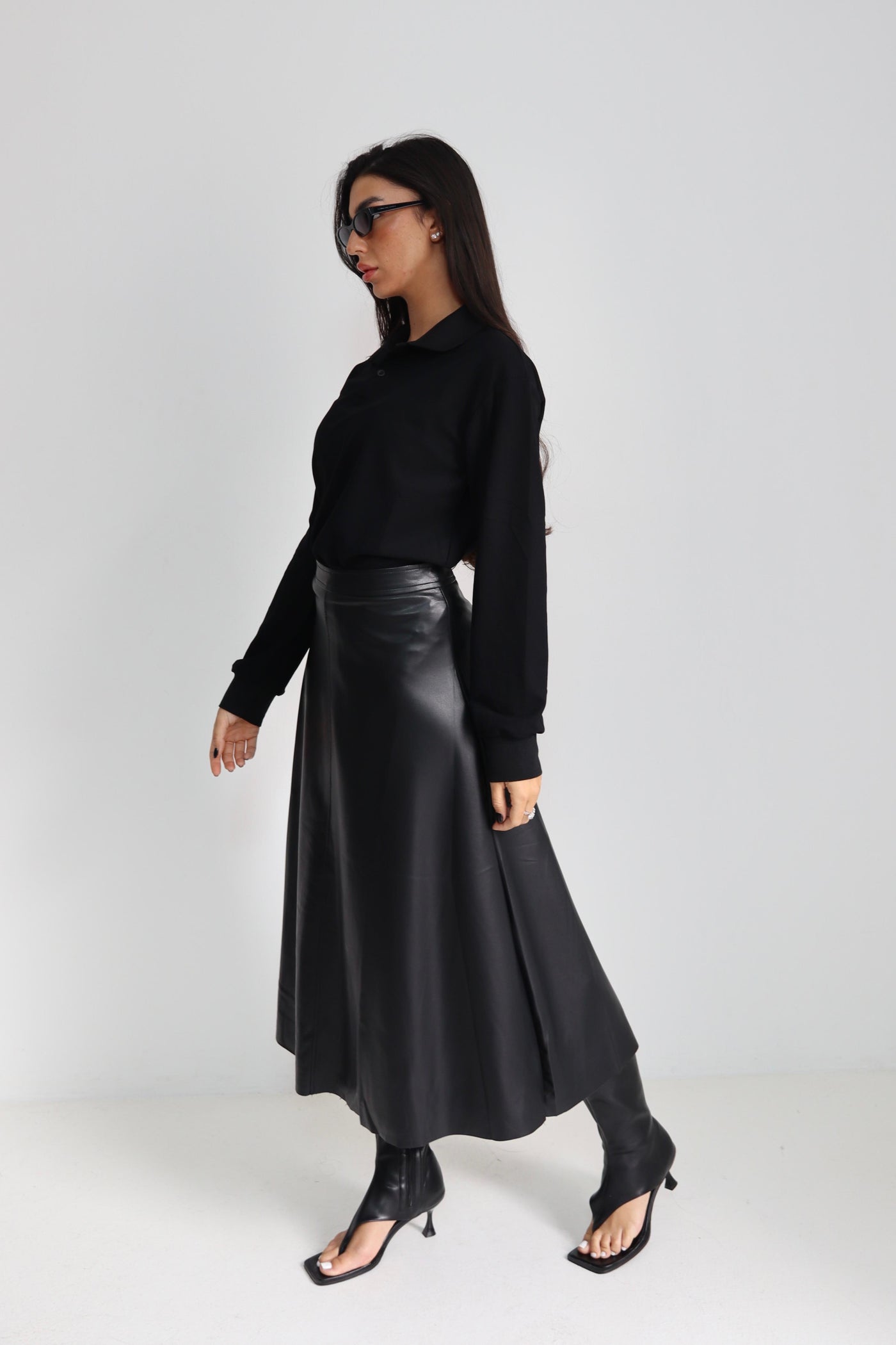 חולצה צווארון ארוכה