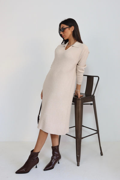 שמלה סריג פתח וי