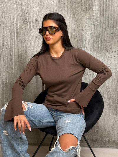 חולצה פתח נפתח בשרוול