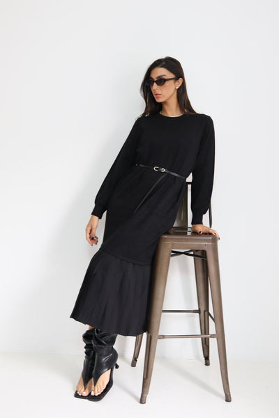 שמלה  סריג עם מלמלה למטה