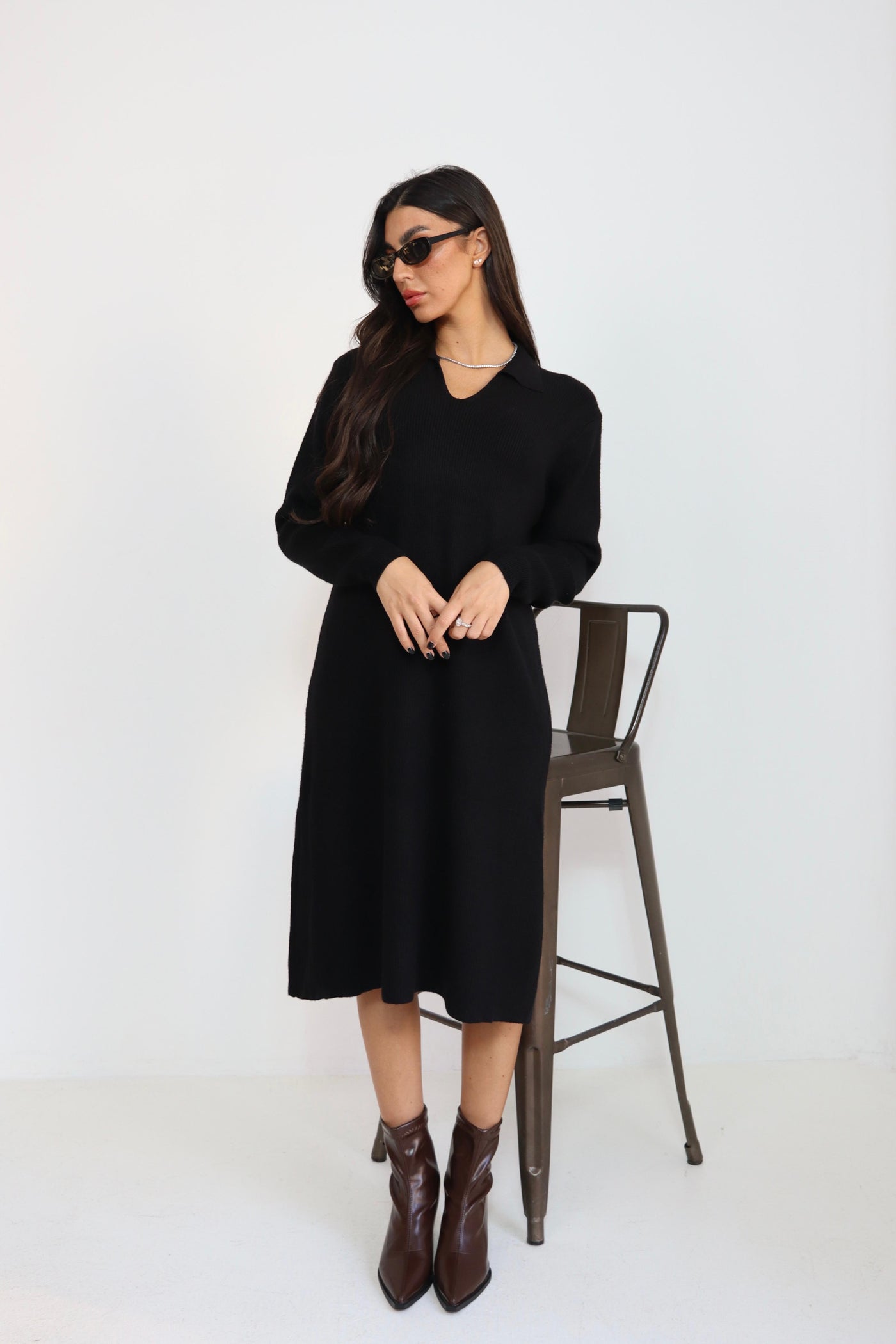 שמלה סריג פתח וי