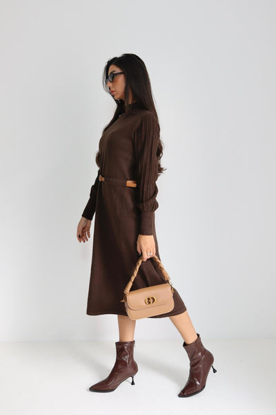 שמלה סריג עם חגורה