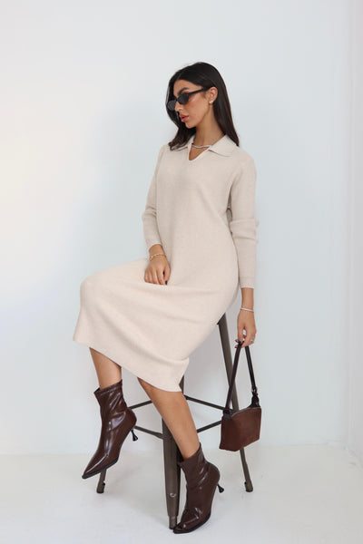 שמלה סריג פתח וי