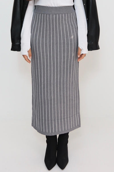 חצאית פסים סריג מקסי