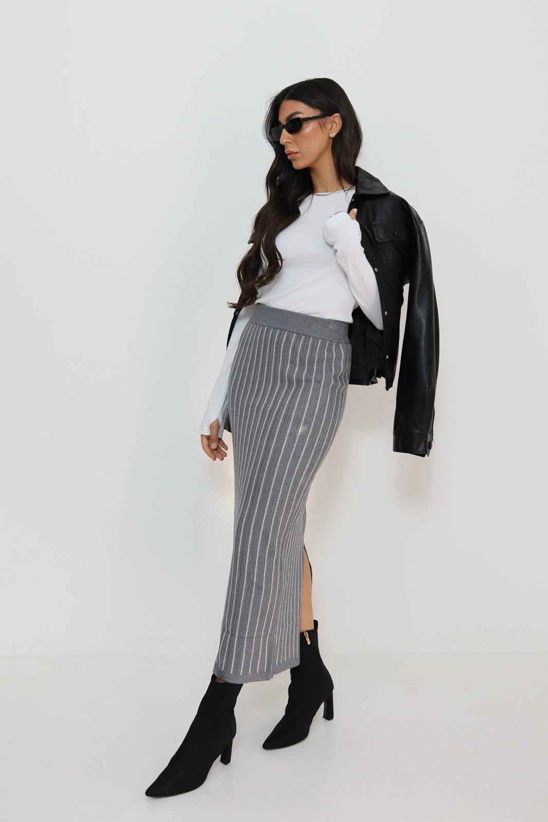 חצאית פסים סריג מקסי