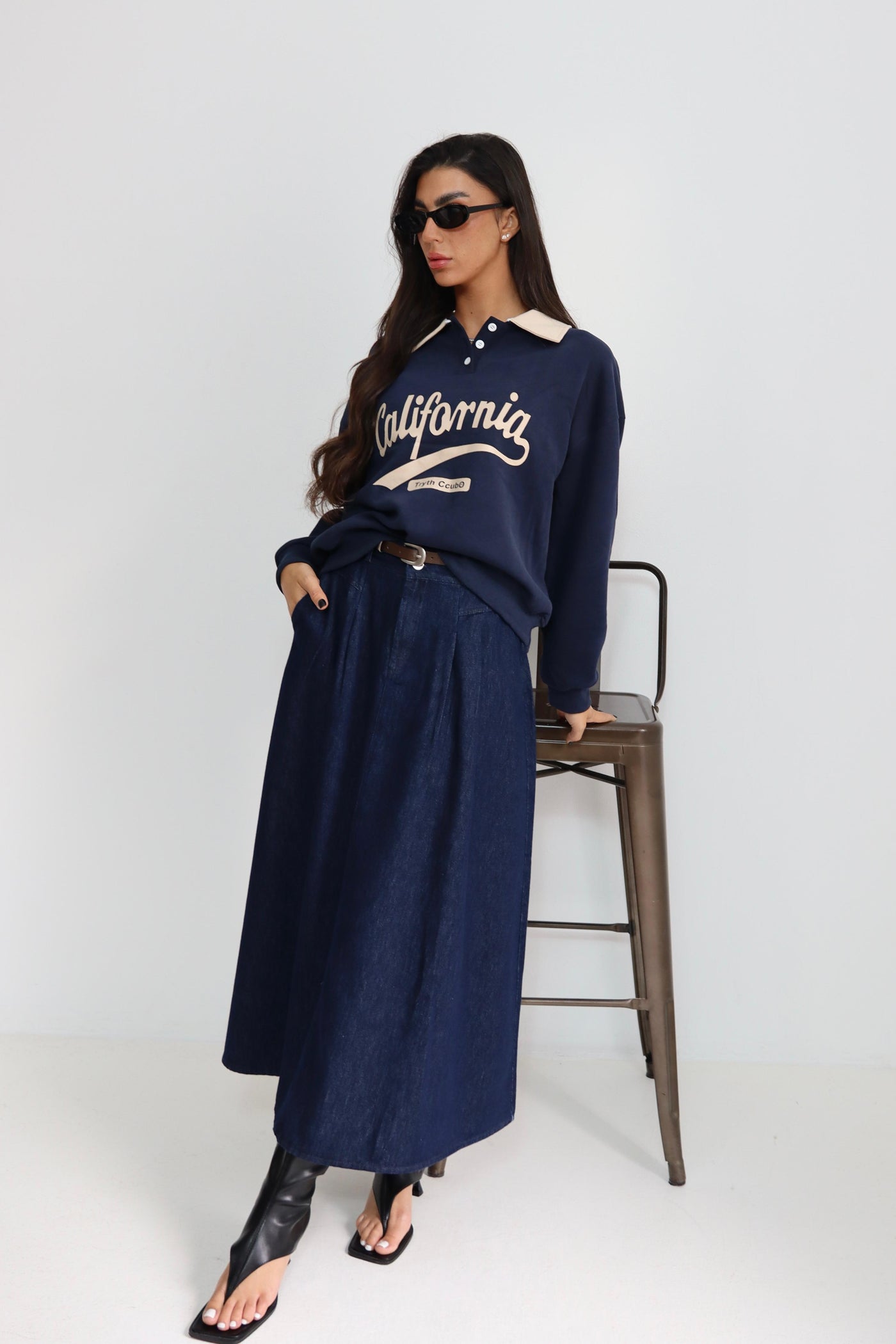 חולצה פוטר עם כתוביות וצווארן