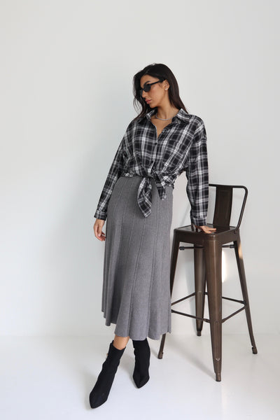 חולצה משבצות עם קשירה