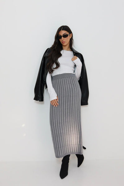 חצאית פסים סריג מקסי