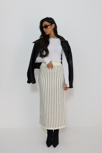 חצאית פסים סריג מקסי