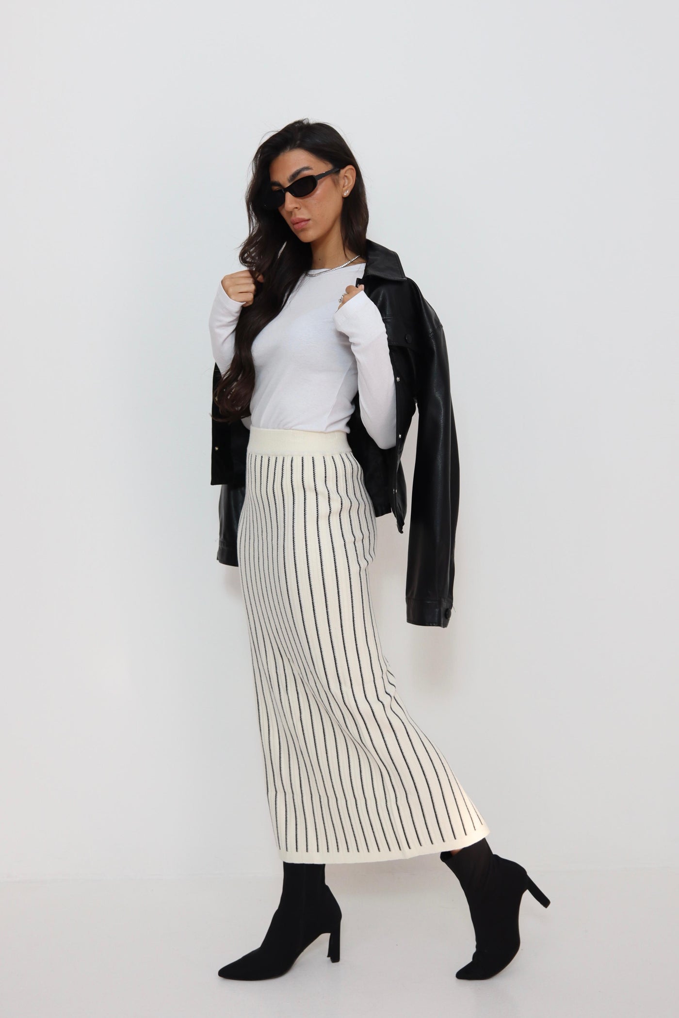 חצאית פסים סריג מקסי