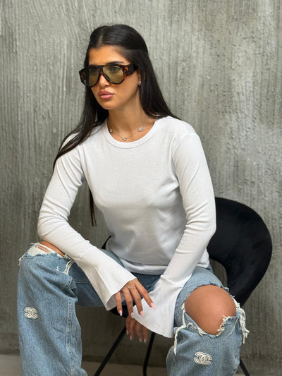 חולצה פתח נפתח בשרוול