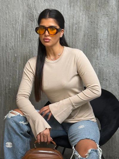 חולצה פתח נפתח בשרוול