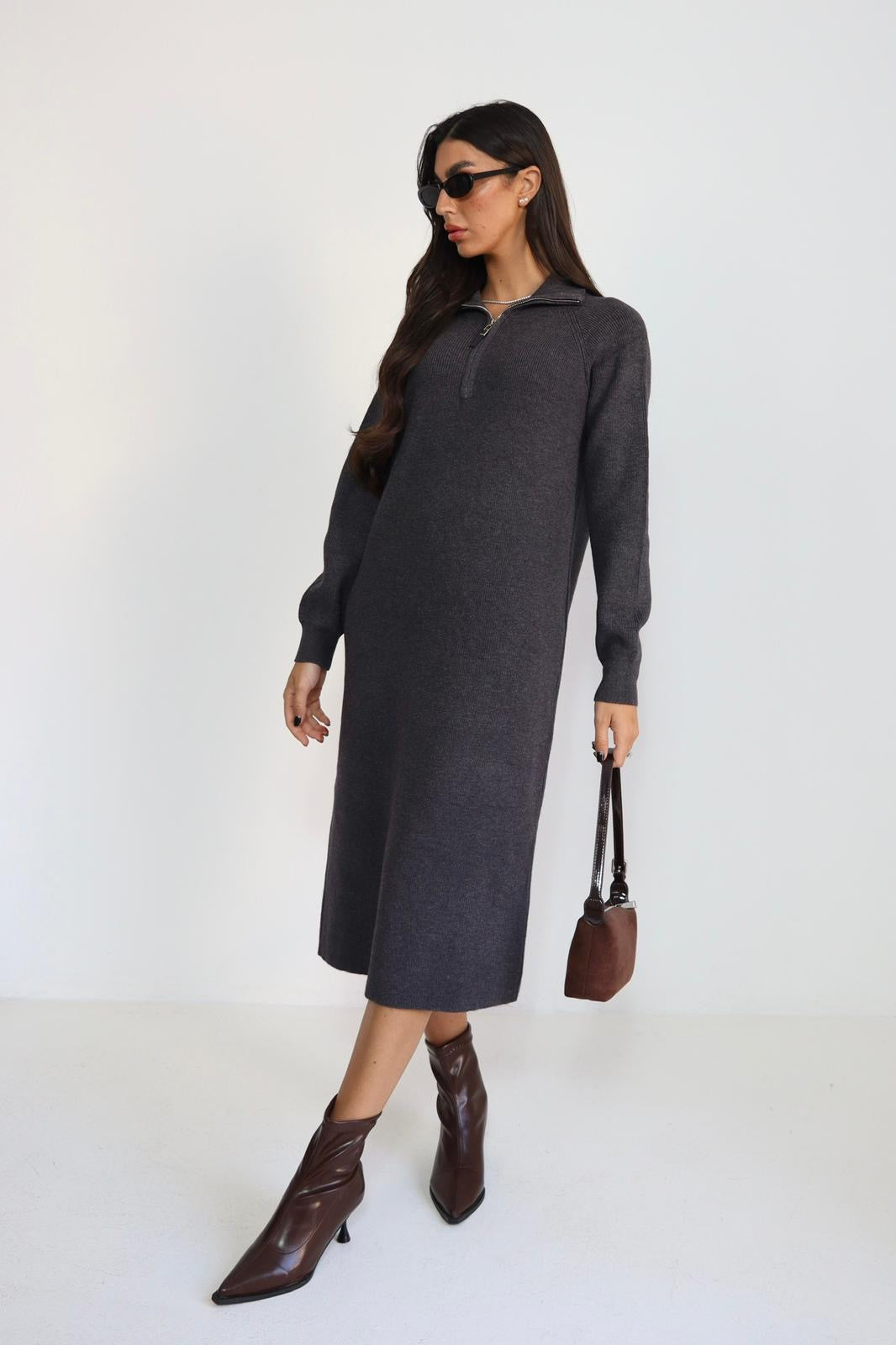 שמלה סריג גולף ריצרצץ