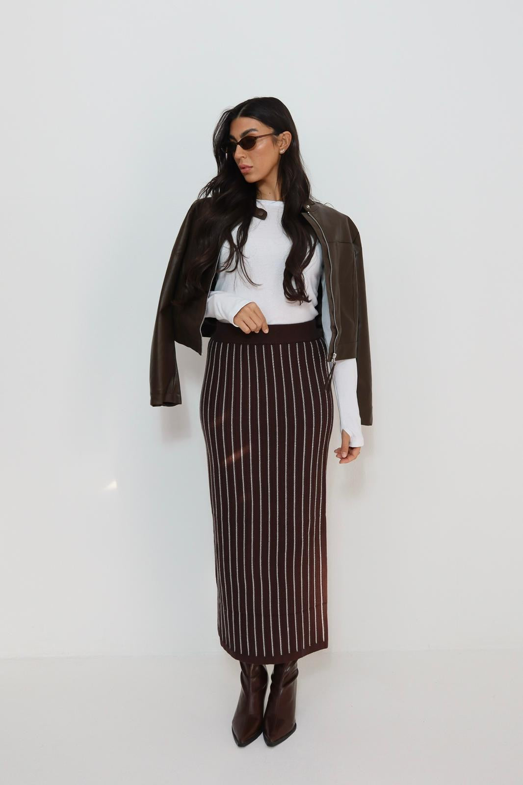 חצאית פסים סריג מקסי