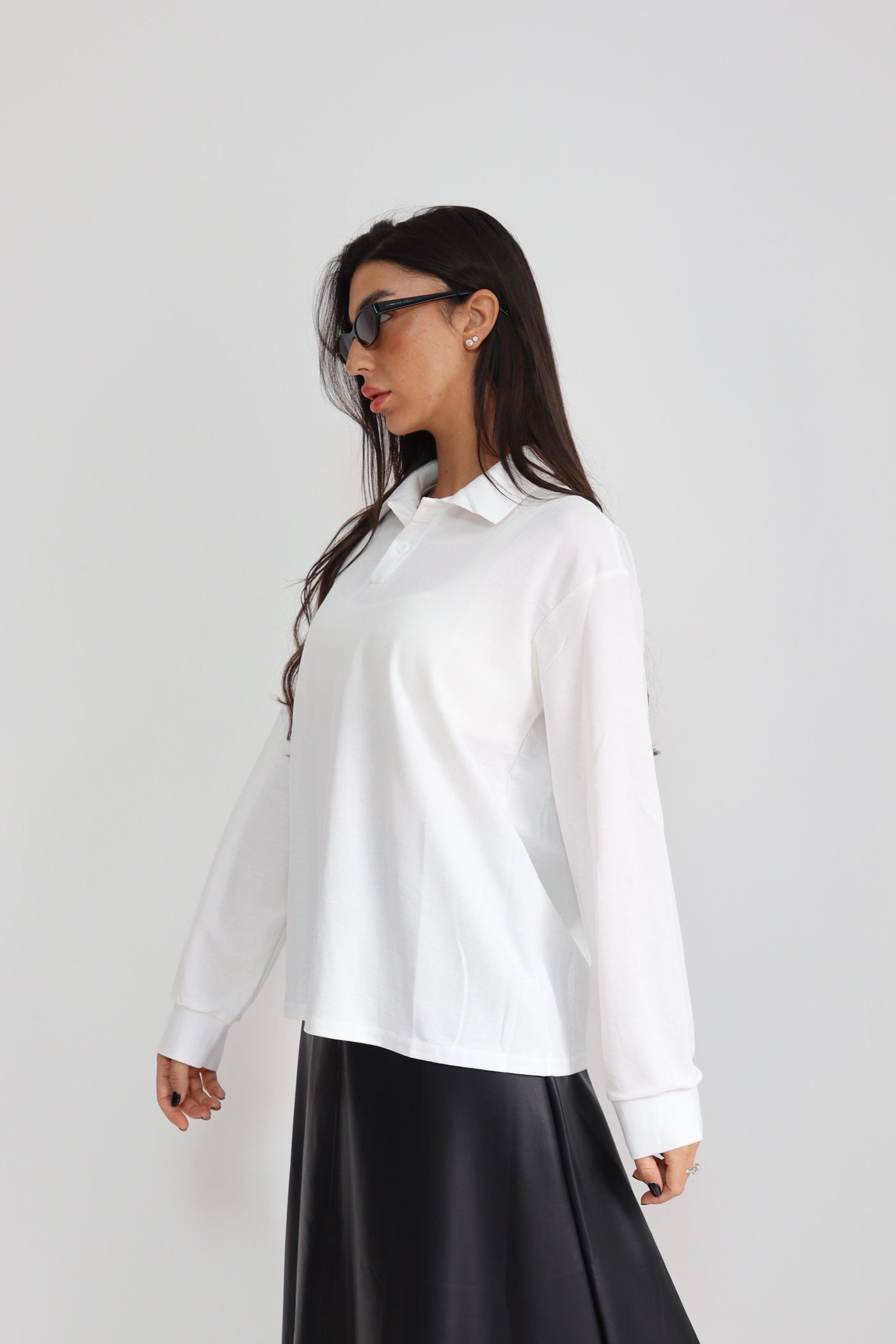 חולצה צווארון ארוכה