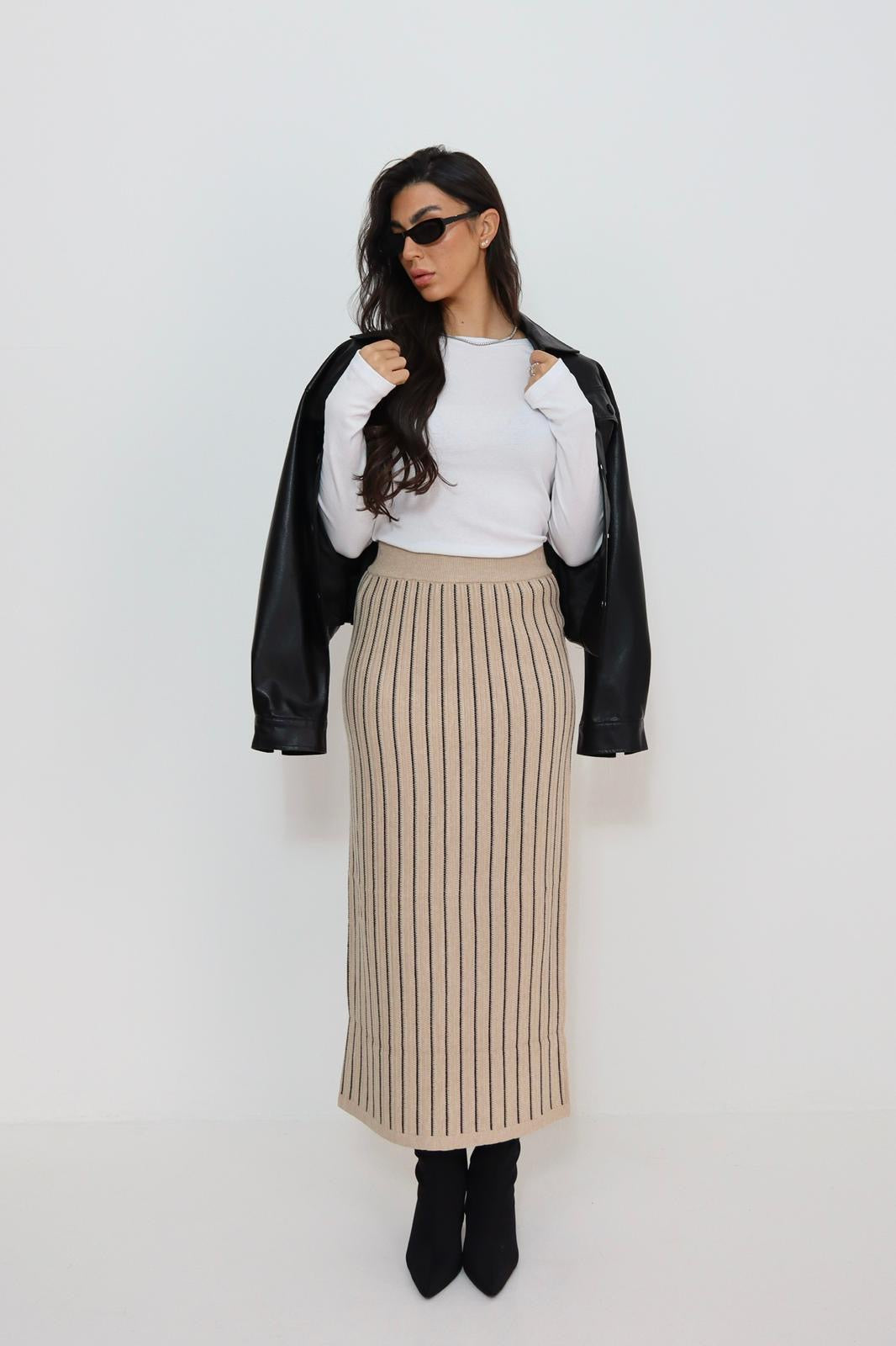 חצאית פסים סריג מקסי