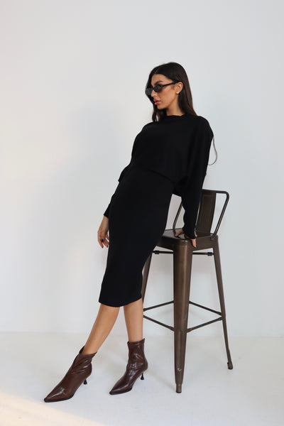 סט שמלה גופיה + חולצה קצרה בד סריג