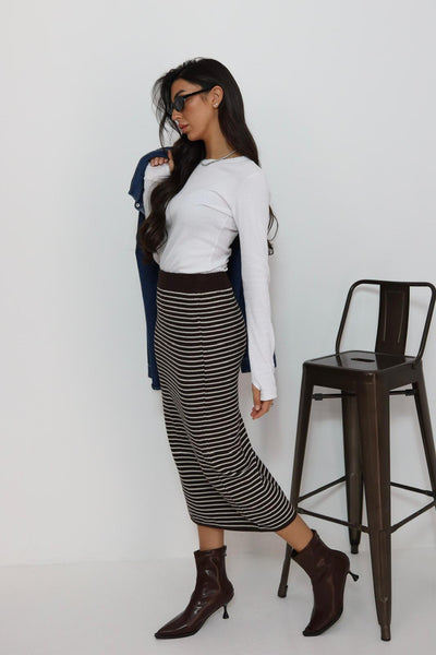 חצאית פסים סריג מידי