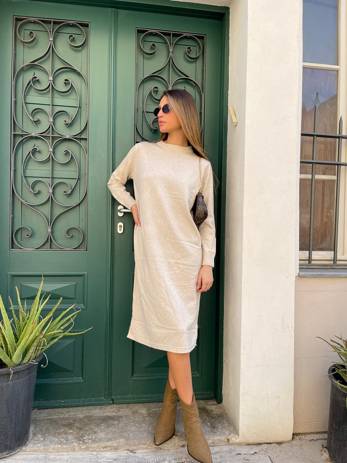 שמלה סריג ישרה