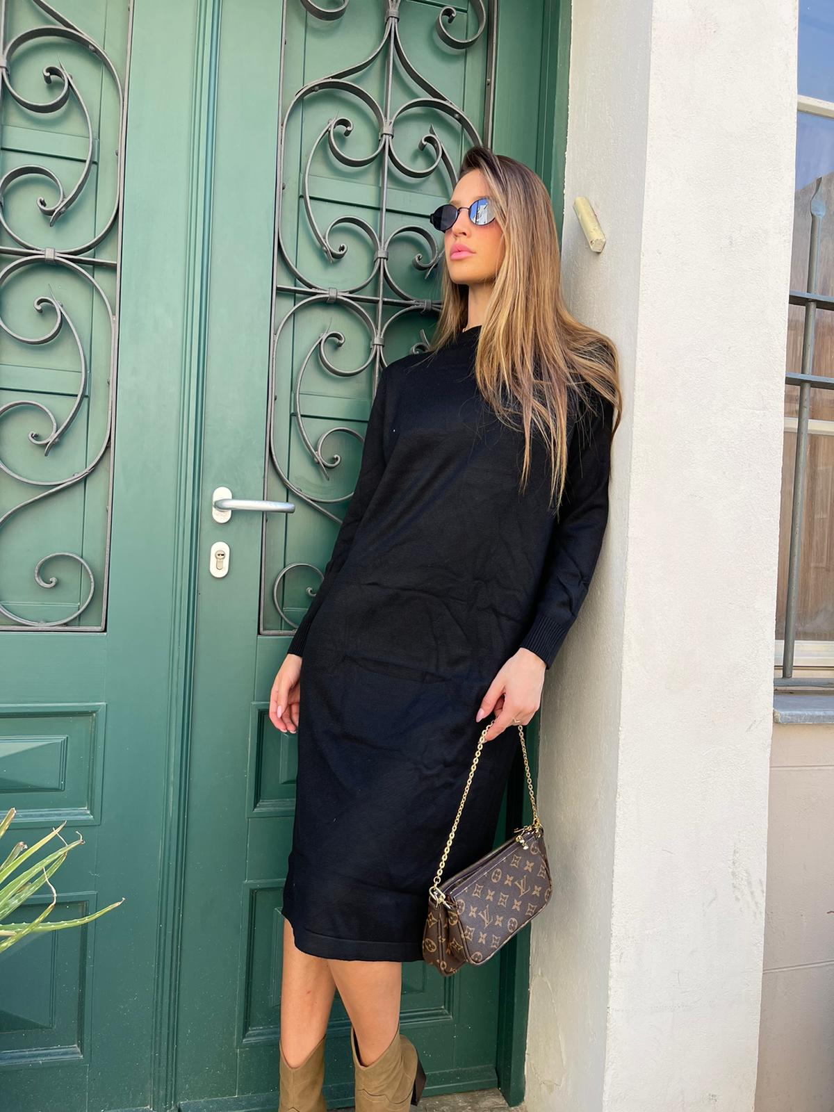 שמלה סריג ישרה